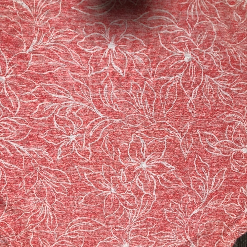 Coral and White Floral Knit Sleeveless Top - Picture 2 of 5